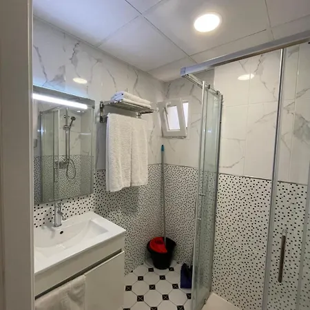 Apartamentos Pelicano Benidorm Room photo